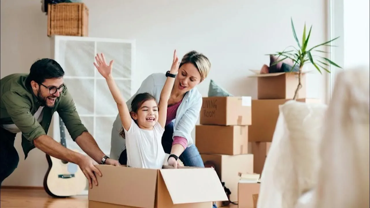 Moving as a Family: The Ultimate Guide to a Smooth and Stress-Free Relocation