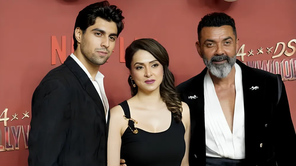 bobby deol wife